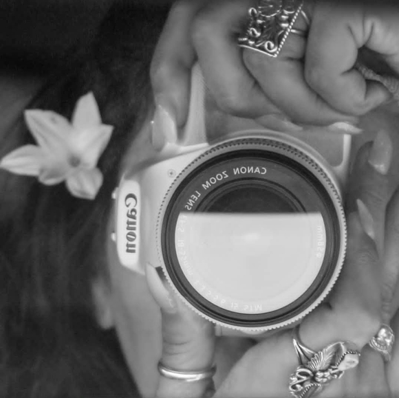 Meet your Posher, Mandie - Picture 5 of 9